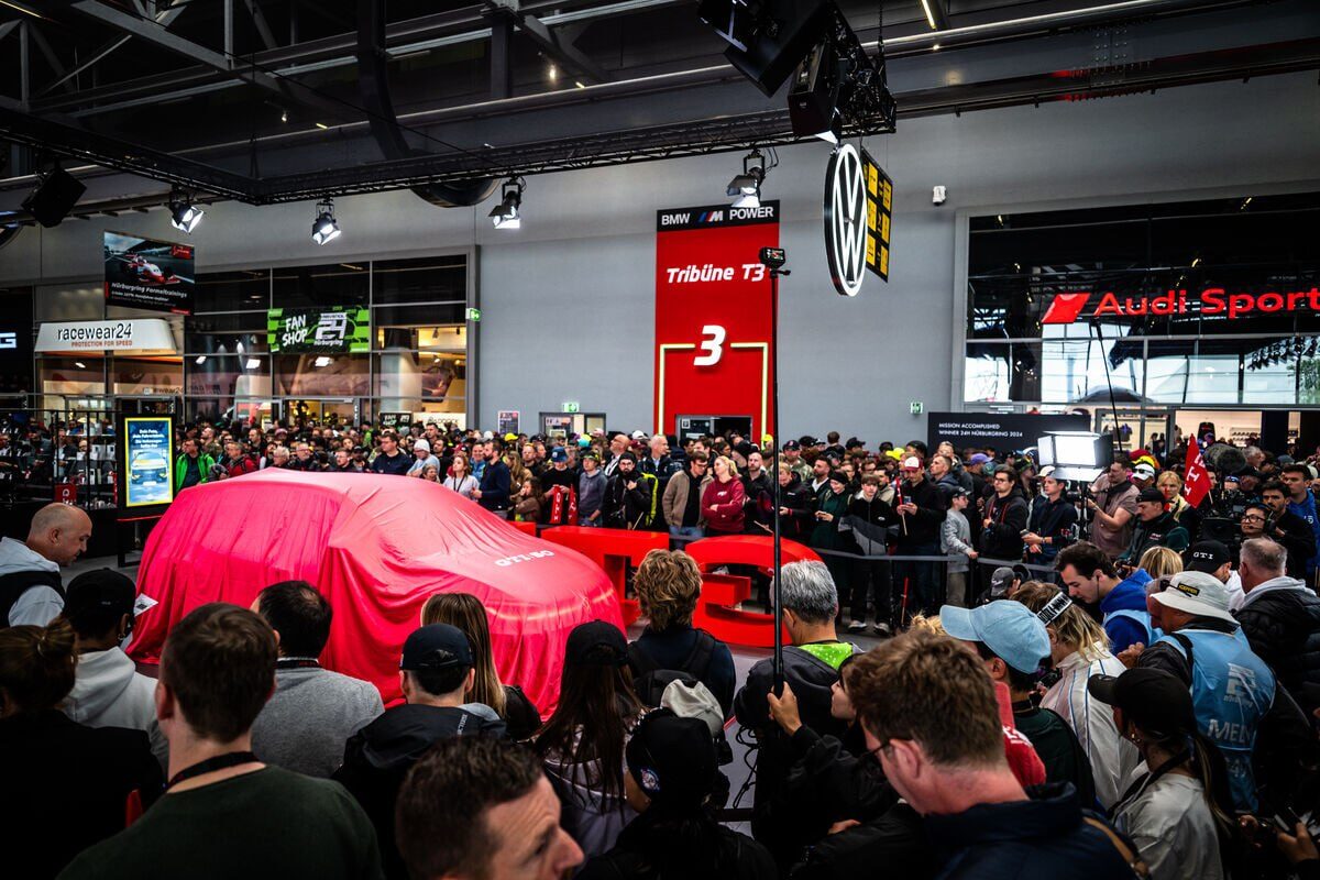Produkt-Reveal mit großem Publikum auf einer Messe